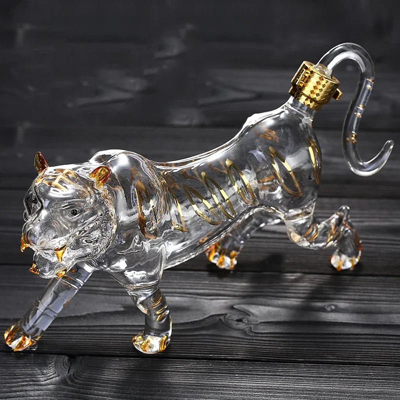 Wine Beer Liquor - Handsome tiger shaped animal lead-free glass
